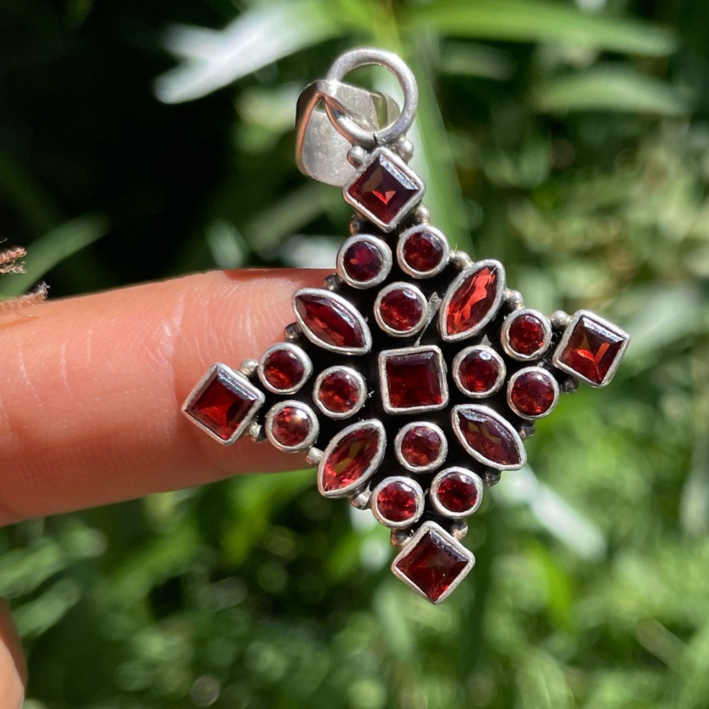Stunning Multiple Cut Garnet Solid 925 Sterling S… - image 6